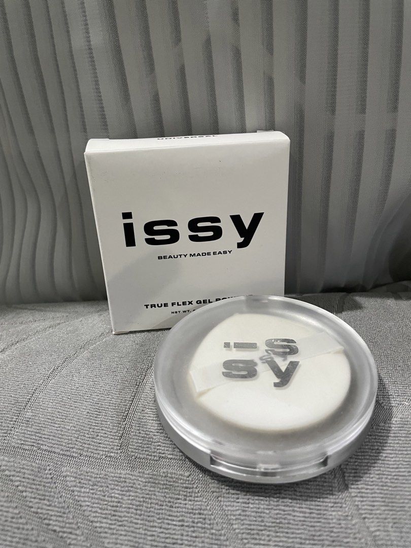 ISSY - HAPPYSKIN MakeUp Bundle (Category: Makeup) located in Dagupan City. Submitted by robithedog (Listing ID 1428366303, Image 2). Description: - ₱350ALL -SOLD GRMW -FREE Focallure Oil Control - ISSY x GRWM x Happy Skin Makeup Bundle - ISSY (True Flex Gel Powder) - GRWM Contour Sticks (Coron & Taupe) - Happy Skin Lip Slip (Off Duty shade) .