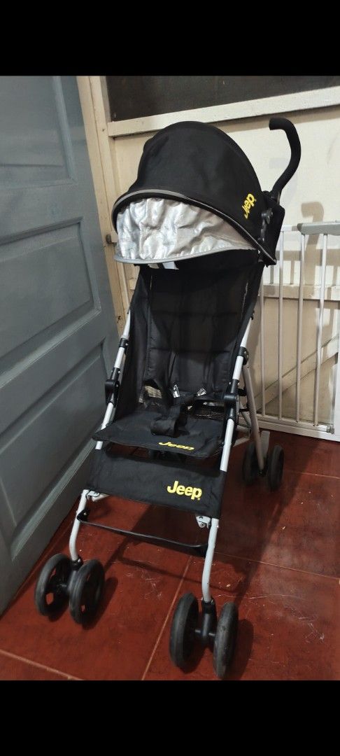Jeep Stroller (Category: Strollers) located in Quezon City. Submitted by kat3n (Listing ID 1428357378, Image 1). Description: JEEP LIGHTWEIGHT UMBRELLA STROLLER ✅ Lightweight ✅ One-step fold/open ✅ 3-point harness ✅ Large canopy ✅ Materials: Mesh Fabroc and Alloy Steel Frame ✅ Ready to use ✅ Color: Black ✅ Suitable for babies up to 19kg .