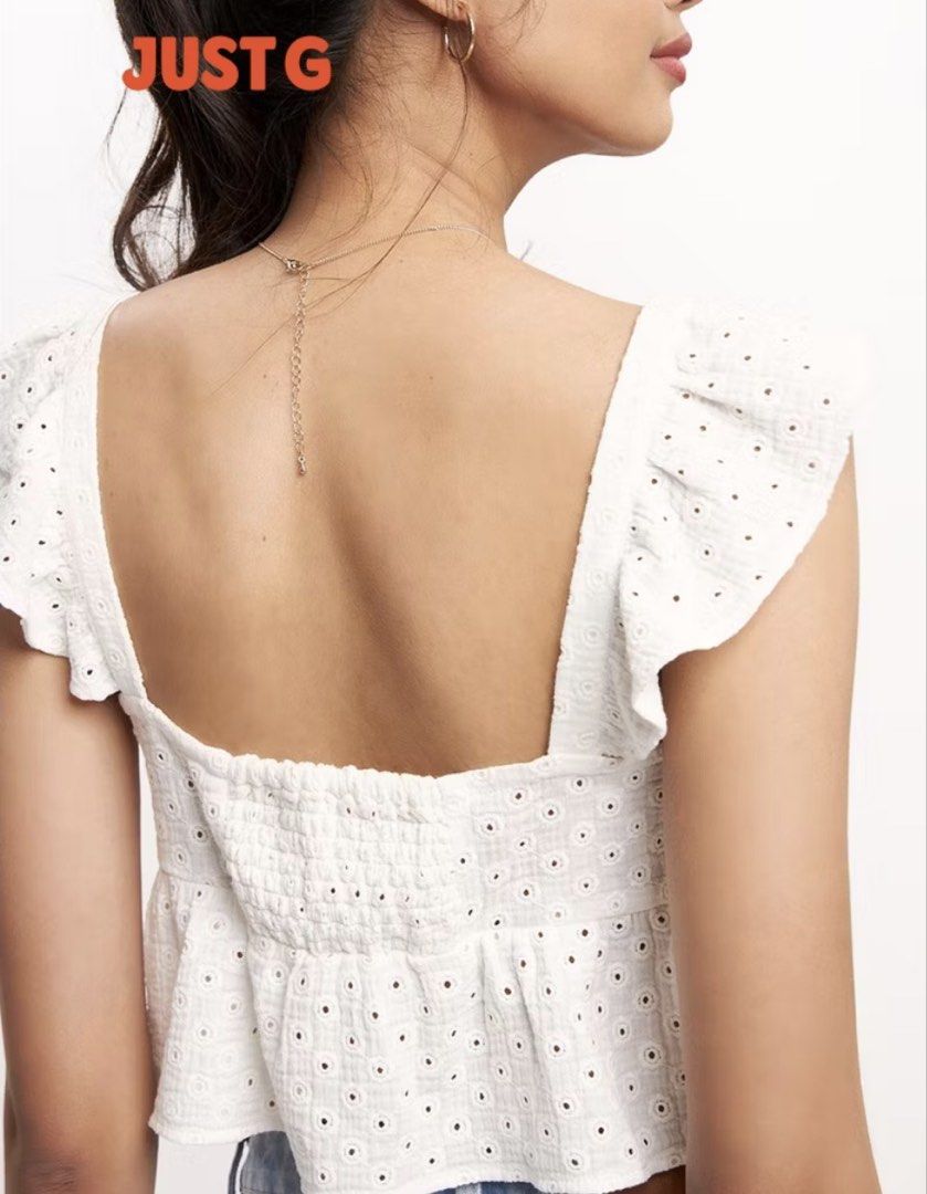 Just G White Eyelet Top (Category: Sleeveless) located in Manila. Submitted by daisydeclutters (Listing ID 1428341887, Image 3). Description: Just G white eyelet crop top. Only worn once cos it doesnt fit me right (I have quite a big chest 😅). Perfect for smaller boobies! Negotiable :).