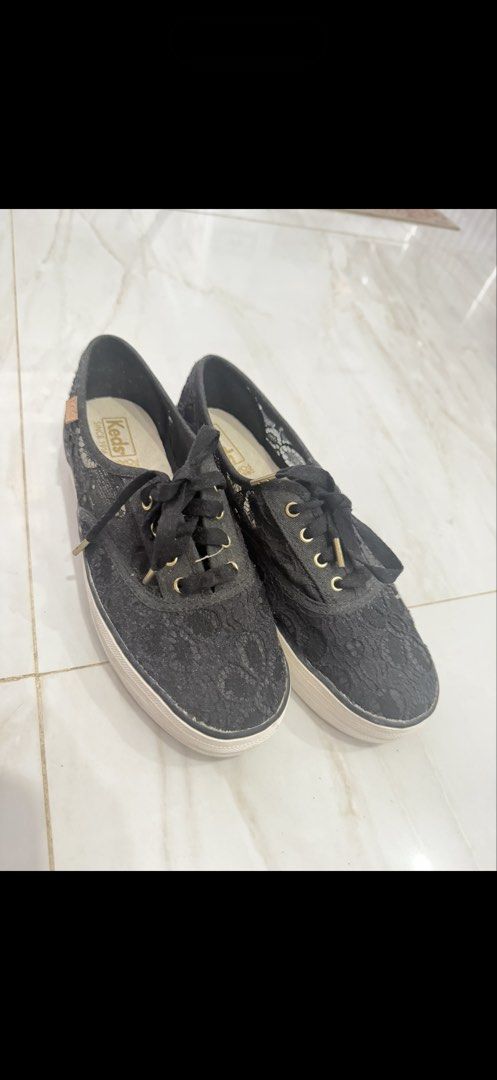 Keds Black Lace Sneakers (Category: Sneakers) located in Santa Rosa. Submitted by janey_22 (Listing ID 1428388511, Image 3). Description: .