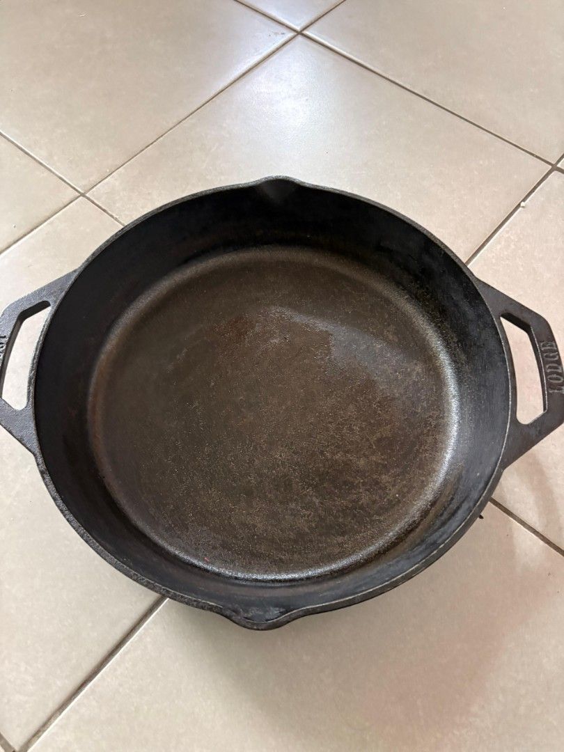 Lodge 12-inch Cast Iron Skillet