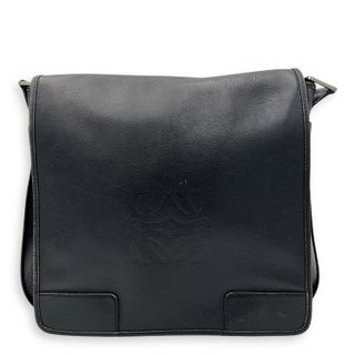 (Category: ) located in . Submitted by carousellluxury (Listing ID 1362880001, Image 1). Description: .