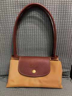 （分類：）位於 。 由 pureowl_271 提交（商品編號 1428377602，圖片 1）。簡介： 。