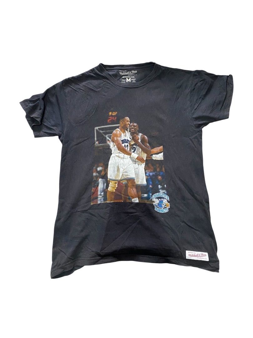 Mitchell & Ness Charlotte Hornets T-Shirt (Category: Tshirts & Polo Shirts ) located in Naga. Submitted by raahm (Listing ID 1428332765, Image 1). Description: hmu for deets.