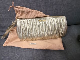 （分類：）位於 。 由 bbooo.32 提交（商品編號 1428386260，圖片 1）。簡介： 。