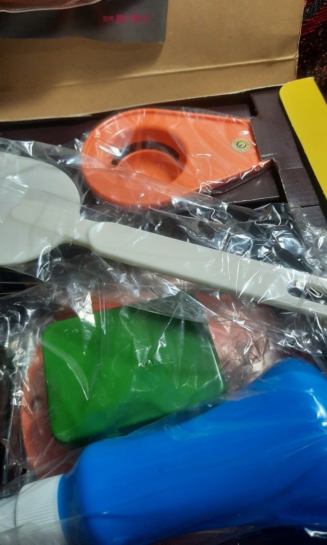 Mon Chere cake making set New boxed Japan origin (Category: Bakeware) located in Manila. Submitted by luckycharm_215 (Listing ID 1428378196, Image 2). Description: New.