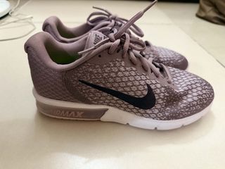 (Category: ) located in . Submitted by declutteringmakati (Listing ID 1428300315, Image 1). Description: .