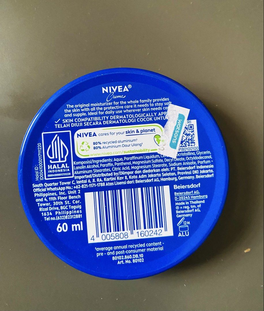 Nivea mosturizing creme (Category: Face Care) located in Manila. Submitted by hirono18 (Listing ID 1417916346, Image 2). Description: Nivea mosturizing creme.