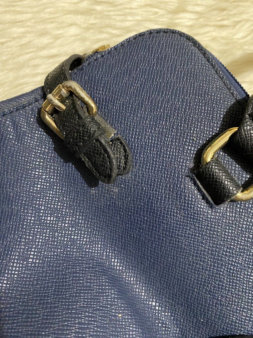 Pierre Cardin Navy Blue Handbag (Category: Luxury Bags & Wallets) located in Caloocan City. Submitted by declutterbycha (Listing ID 1428395846, Image 2). Description: -has issue (see photo for reference) 💰MODE OF PAYMENT: Unionbank, Maribank, Gotyme, Gcash 📦MODE OF DELIVERY: LBC Express, J & T Express, Grab, Lalamove .