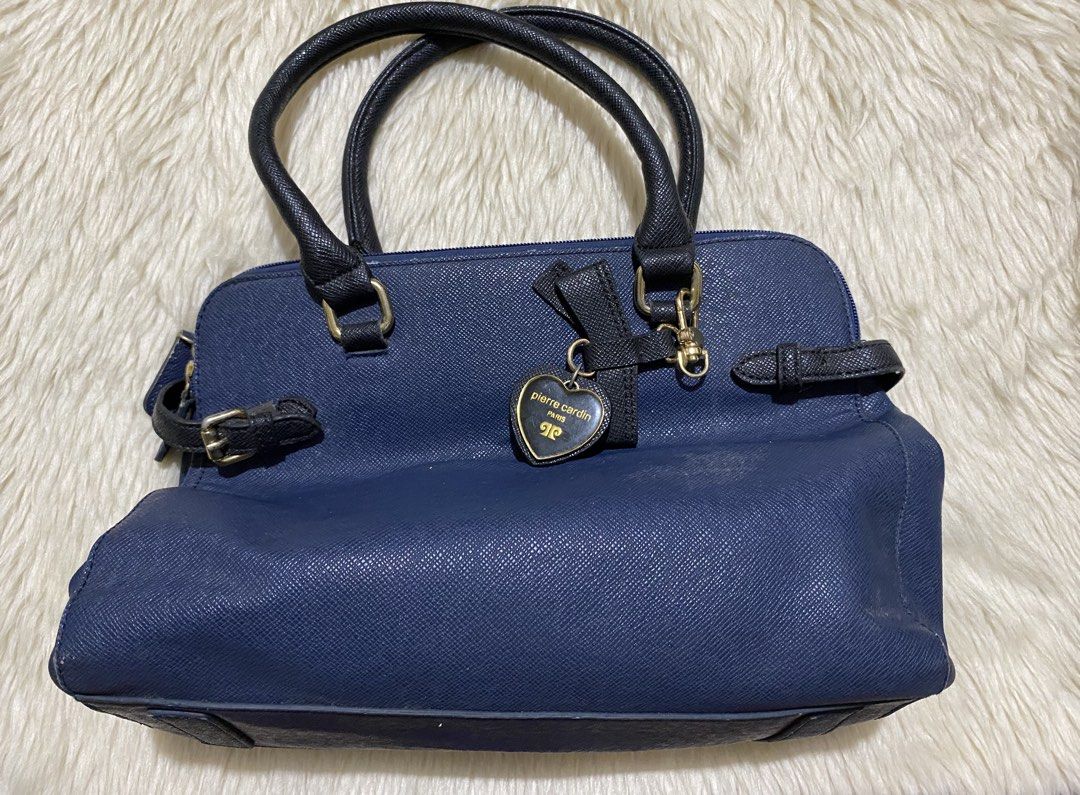 Pierre Cardin Navy Blue Handbag (Category: Luxury Bags & Wallets) located in Caloocan City. Submitted by declutterbycha (Listing ID 1428395846, Image 1). Description: -has issue (see photo for reference) 💰MODE OF PAYMENT: Unionbank, Maribank, Gotyme, Gcash 📦MODE OF DELIVERY: LBC Express, J & T Express, Grab, Lalamove .