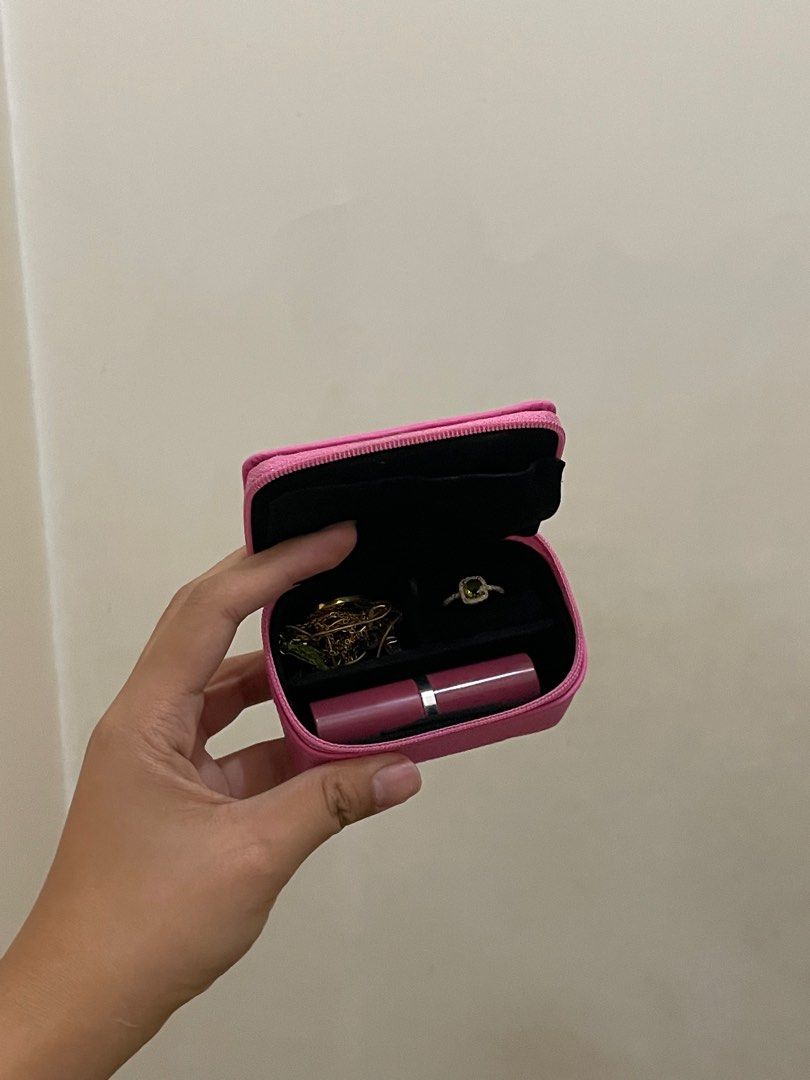 Portable Jewelry & Make up Organized (Category: Purses & Pouches) located in Manila. Submitted by declutteredbyalex (Listing ID 1428372536, Image 2). Description: - Has a ring slot, and space for necklaces and lipstick - Has a built in mini mirror for retouch - Comes with the box, rarely used - Genuine leather RFS: Decluttering .