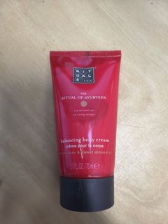 （分類：）位於 。 由 nobeggerplease808 提交（商品編號 1428339989，圖片 1）。簡介： 。