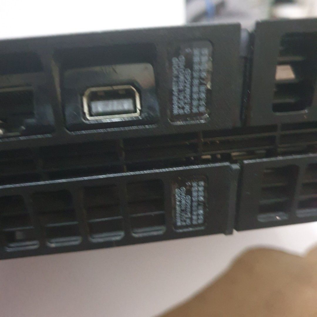 Selling ps4 with v2 controller and charging dock (Category: PlayStation) located in Quezon City. Submitted by itemsforadoption (Listing ID 1428362648, Image 2). Description: Rfs: Its 2025! Happy New Year! Hoping you have a good year ahead of you! If you have questions feel free to send a message. Though I'll most likely be able to reply from 10am to 8pm. Please be patient and understanding. Decluttering games and items that I've picked up or for 