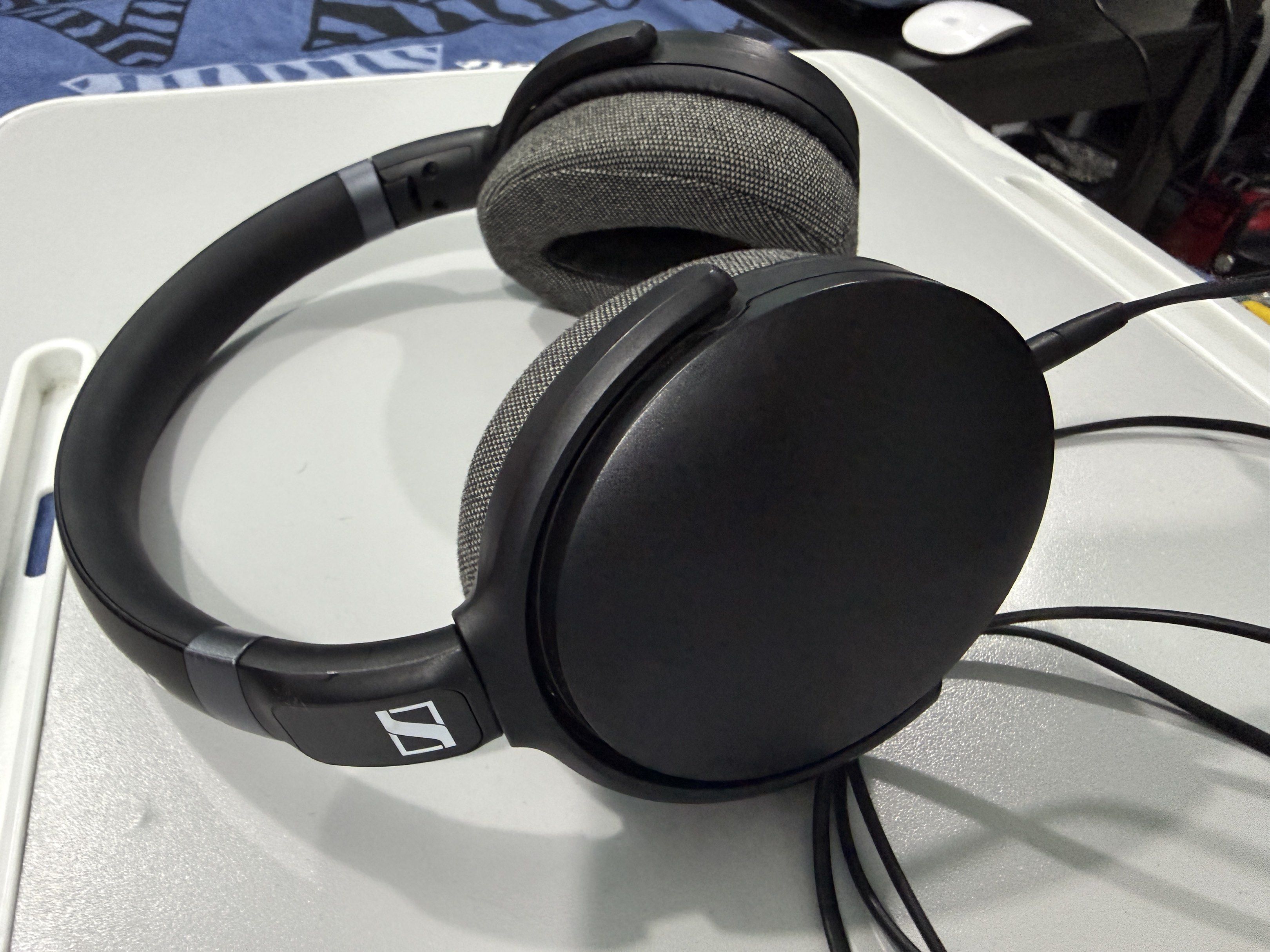 Sennheiser Headphone with Microphone423162452200673281