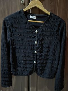 (Kategori: ) berada di . Dikirim oleh loopwear__ (ID iklan 1428403425, Gambar 1). Deskripsi: .