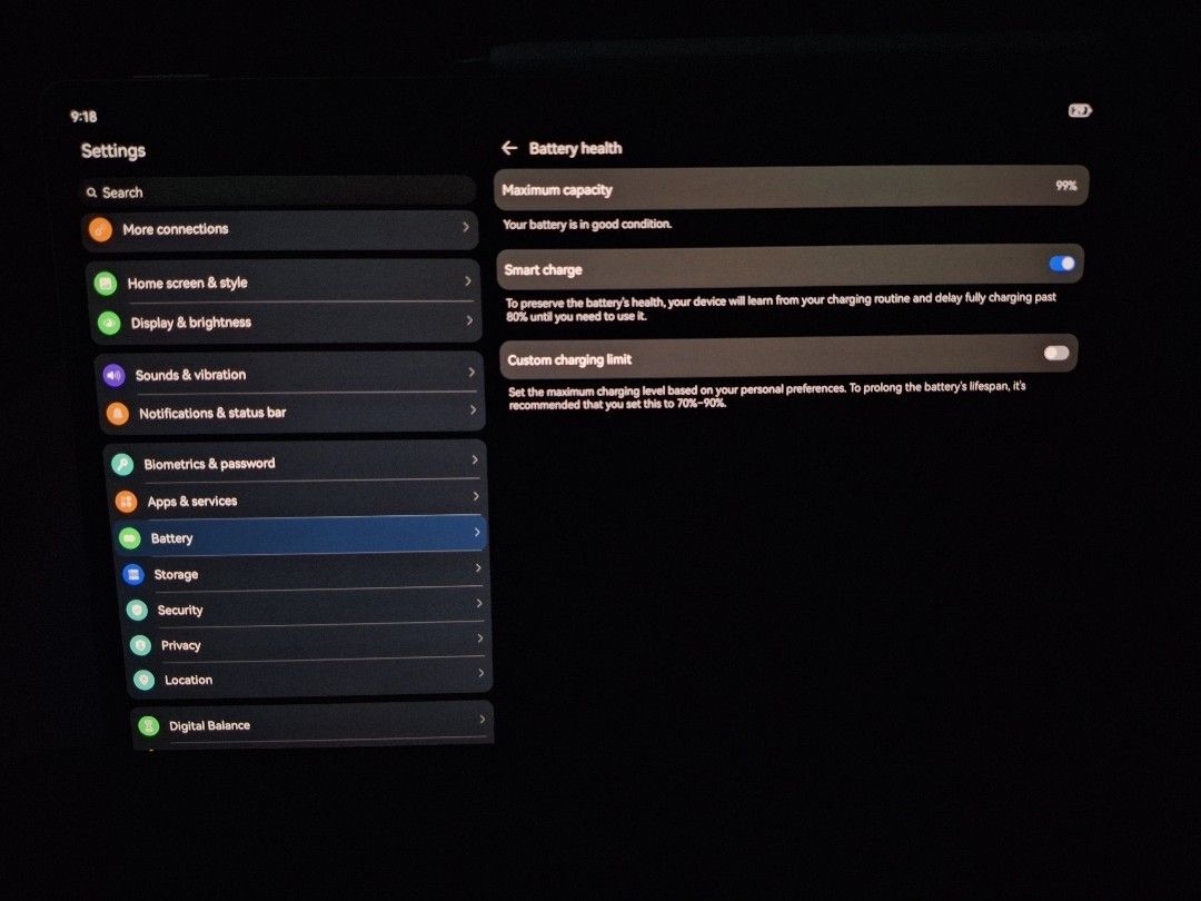 Tablet with 98% Battery Health (Category: Android) located in Mandaue City. Submitted by mcaayao (Listing ID 1428281928, Image 1). Description: 28k to 25k na kang rush Tablet with a beautiful display and a variety of apps. The battery health is at 99%. It has a smart charging feature enabled. It has a custom charging limit setting. and also free accessories keyboard,mouse,case,pencil. you can message me kung gusto nyu tumawad. minsan lang nagagam