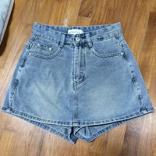 (Category: ) located in . Submitted by stwbmatcha (Listing ID 1428404508, Image 1). Description: .