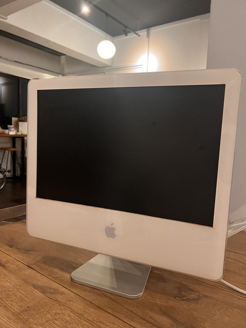 Vintage Apple iMac413263701171906560