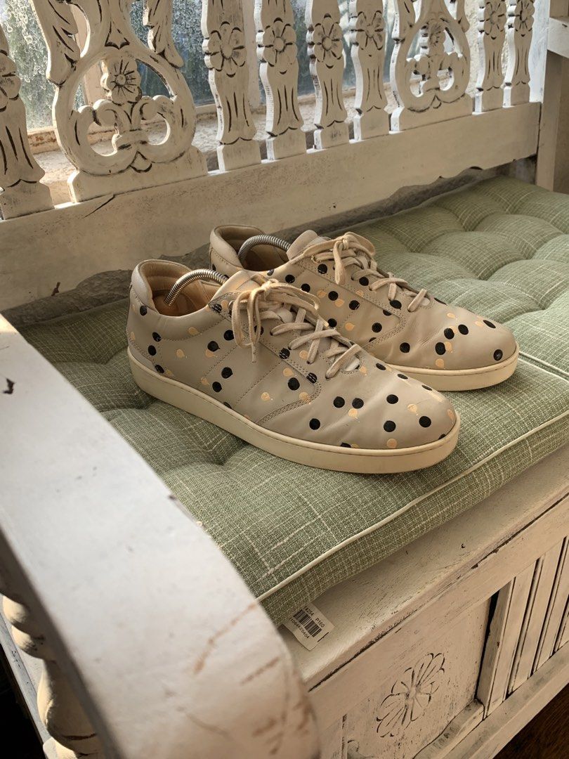 WANT Les Essentiales Lennon Dot Sneakers (Category: Sneakers) located in Pasig City. Submitted by bodegaboy (Listing ID 1428329301, Image 2). Description: FOR SALE WANT Les Essentiels Lennon Dot Sneakers Made in Portugal Size 42EU (fits true to size) Worn a few times but not really my style No box Pasig location, lalamove/grab express, meetups around estancia or kapitolyo :).