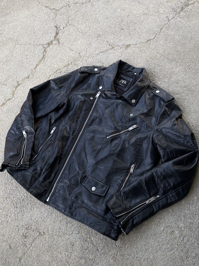Zara Black Faux Leather Jacket (Category: Coats, Jackets and Outerwear) located in Cebu City. Submitted by lucky.finds.ph (Listing ID 1428335973, Image 2). Description: Zara black sheep mens biker leather jacket Size XL 23 x 26 Excellent Condition Issue- some minimal cracks sa sleeve part - check photo.