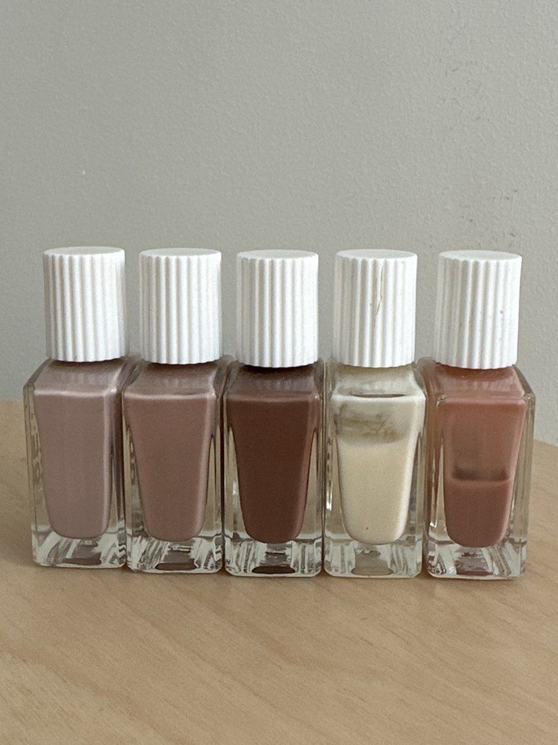 10pcs Curated Colors Nail Polish (Category: Hands & Nails) located in Pasay City. Submitted by leostash (Listing ID 1428481160, Image 2). Description: 📍PASAY 📦LALAMOVE/JNT.