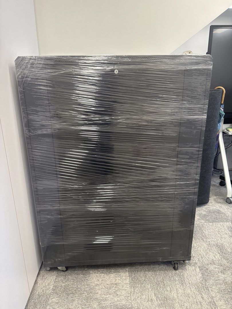 24U Toten Server Rack, Computers & Tech, Parts & Accessories, Computer ...