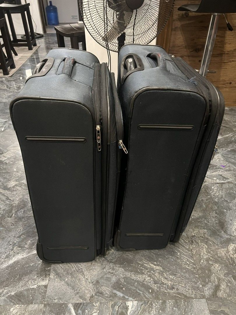2pcs Orig 2 wheeled Large Samsonite Luggage Set (Category: Luggage) located in Binan City. Submitted by monnit (Listing ID 1428506492, Image 3). Description: 2 pcs Original branded Samsonite luggage Large Size Nylon Expandale 2 wheeled retractable handle TSA lock 3 digit combination lock SELLING IT AS PACKAGE P4,500 for both Meet up: Binan Laguna.