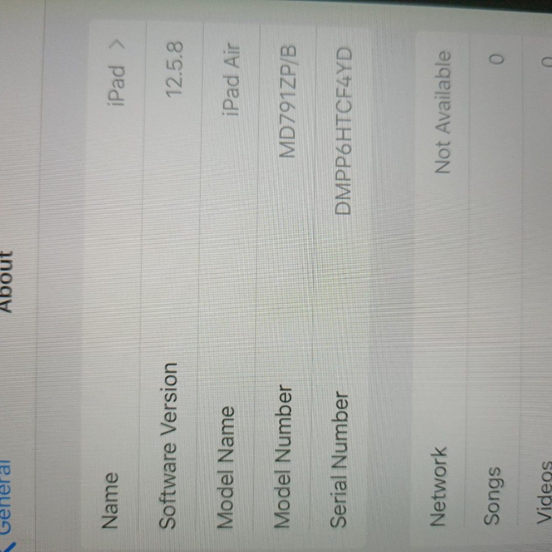 (Category: iPad) located in Singapore. Submitted by garasale2023 (Listing ID 1428501545, Image 3). Description: ipad air 1 32 gb with sim.