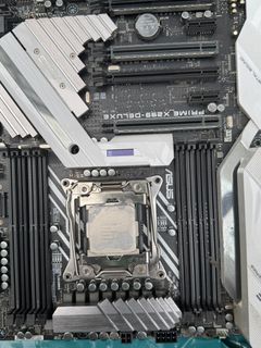 Desktop Computer439505589885347840