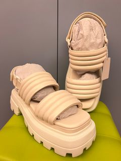 （分類：）位於 。 由 bowingkwan 提交（商品編號 1428428677，圖片 1）。簡介： 。