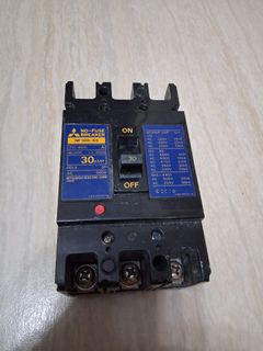（分類：）位於 。 由 f101010 提交（商品編號 1428589496，圖片 1）。簡介： 。
