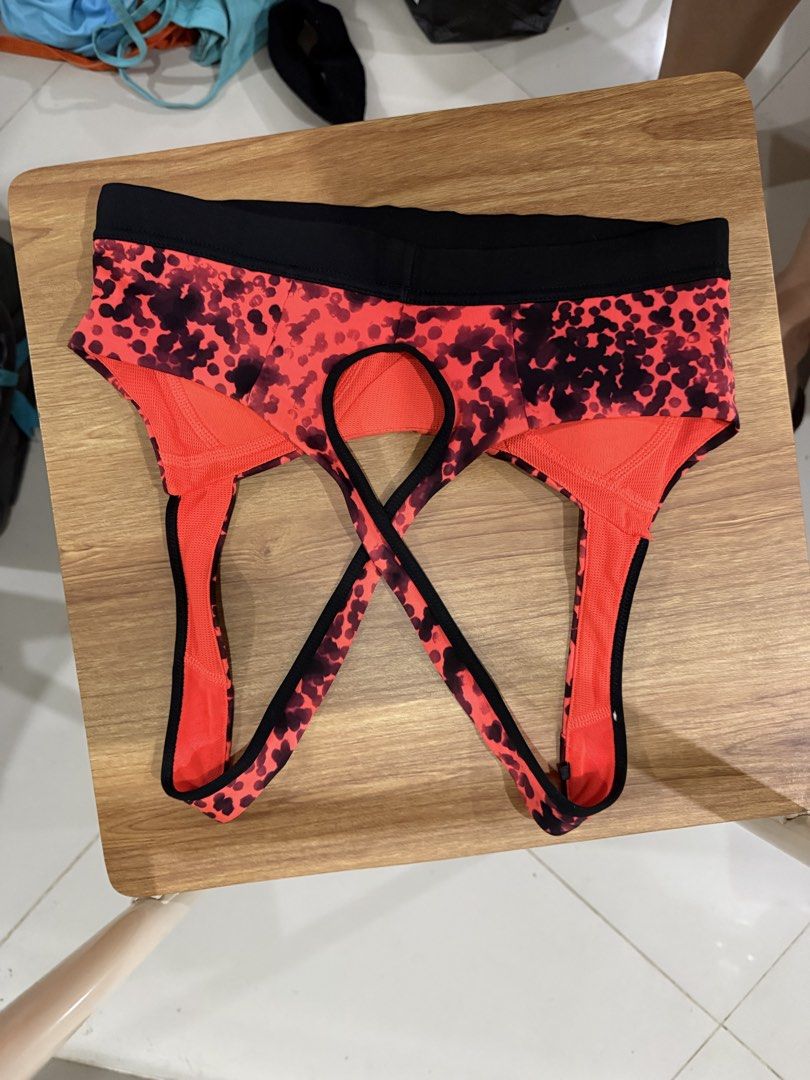 Adidas Sports Bra - Size S (Category: Activewear) located in Paranaque City. Submitted by salsathechipoo (Listing ID 1428565677, Image 2). Description: .