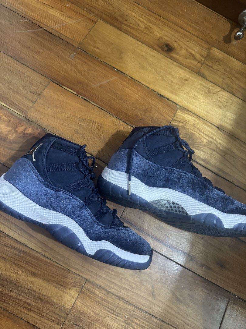 Air Jordan 11 Midnight Navy (nego) (Category: Sneakers) located in Caloocan City. Submitted by dhonv (Listing ID 1428476801, Image 2). Description: 8.5 womens with box negotiable !!.