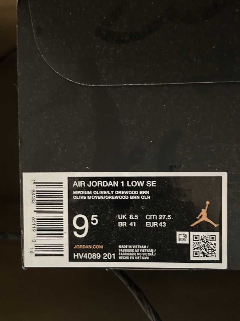 Air Jordan 1 Low SE Medium Olive (Category: Sneakers) located in Paranaque City. Submitted by ali3n23 (Listing ID 1428432916, Image 2). Description: Air Jordan 1 Low SE in Medium Olive colorway. Size 9.5 US. The box indicates the color as Medium Olive/Lt Orewood Brn/Olive Moyen/Orewood Brn Clr. Includes the original Nike shopping bag. RFS:de-cluttering.