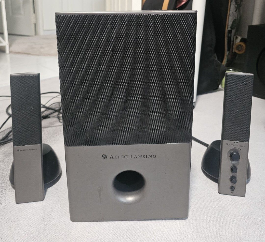 Altec Lansing Speaker System