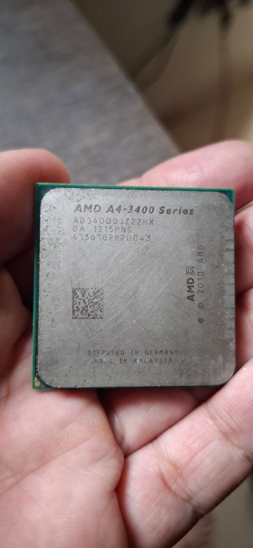 AMD A4-3400 Series Processor (Category: Computer Parts) located in Valenzuela. Submitted by winssian (Listing ID 1428603304, Image 1). Description: bent pins see pics po.