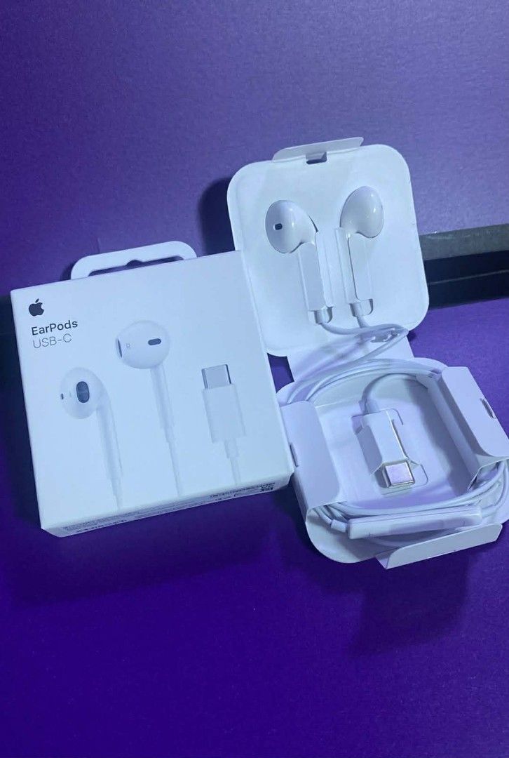 Apple EarPods USB-C (Category: Earphones) located in Manila. Submitted by milasgadgetph (Listing ID 1428530852, Image 1). Description: EarPods with USB-C connector. Comes with the original box and packaging. The earphones are white. Perfect for listening to music or taking calls. The box shows the EarPods and the USB-C connector..