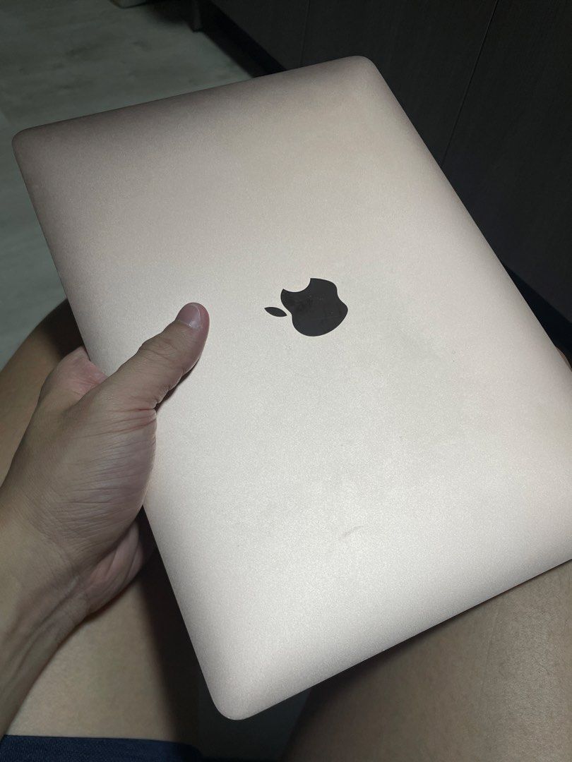 Apple MacBook Air 13-inch (2020) Rose Gold
