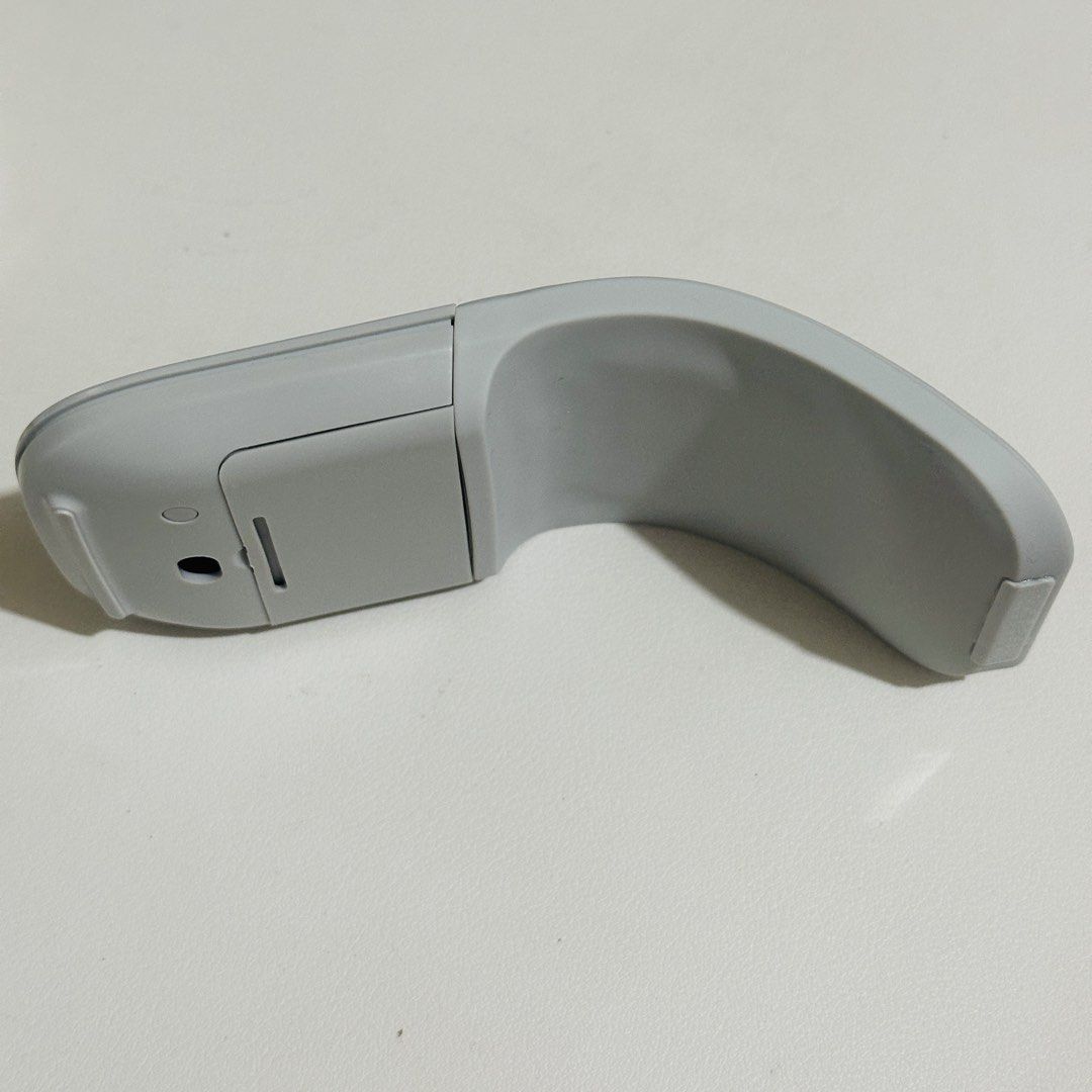 Arc Wireless Mouse with USB and USB-C Adapters (Category: Mouse & Mousepads) located in Kawit. Submitted by eileenanghela (Listing ID 1428581098, Image 3). Description: Wireless Arc mouse Color: light gray Package: Box Manual USB receiver USB-C adapter Good as new Rfs: Too big for me. My hands are a bit small.
