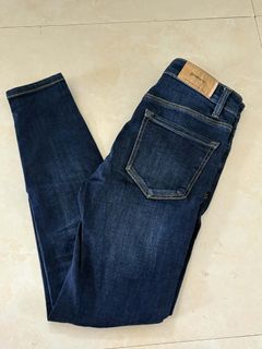 💯 Branded Clothes for Kids and Adults Collection item 1