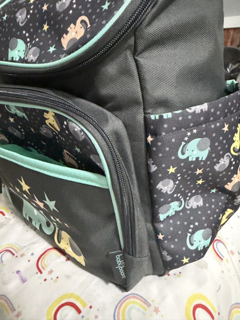 Babyboom Elephant Print Diaper Bag (Category: Diaper Bags & Wetbags) located in Makati City. Submitted by marowebg (Listing ID 1428540465, Image 2). Description: .