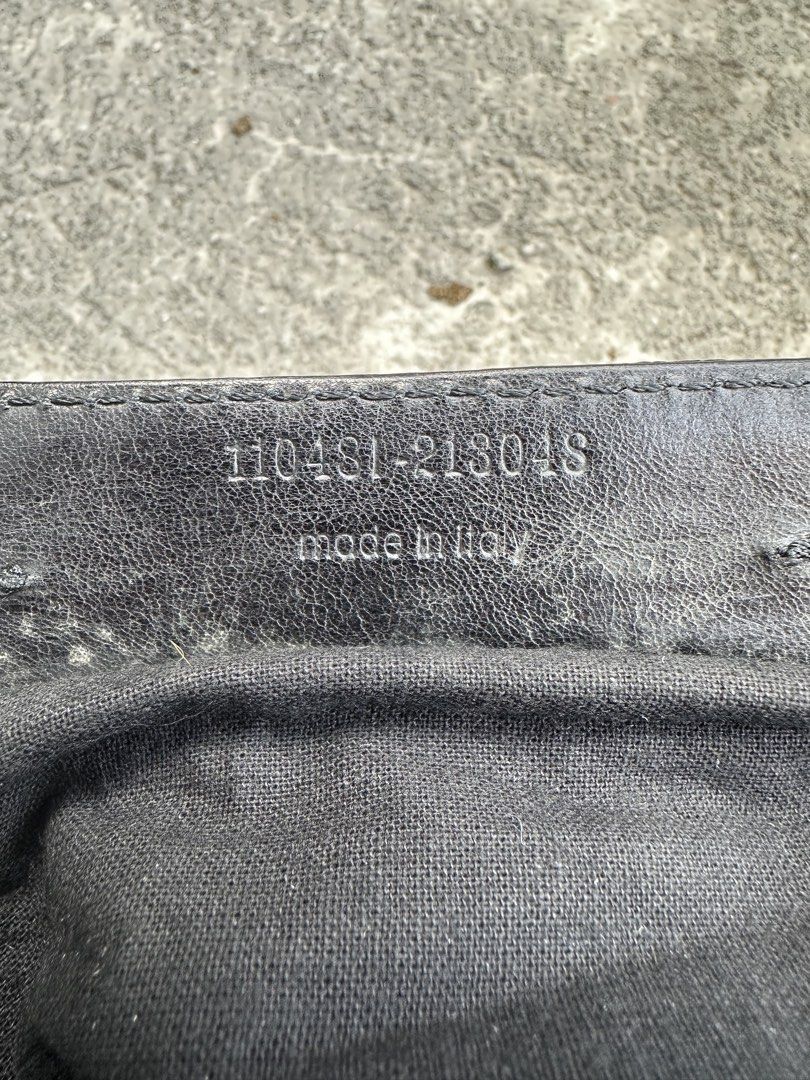 Balenciaga Classic City Handbag (Category: Luxury Bags & Wallets) located in Santa Rosa. Submitted by archivedrip (Listing ID 1428590039, Image 3). Description: Black Balenciaga Classic City handbag. Features a braided top handle and a detachable shoulder strap. Includes a front zip pocket and silver-tone hardware. The interior has a zip pocket. Made in Italy. The zipper has a "LAMP" marking..