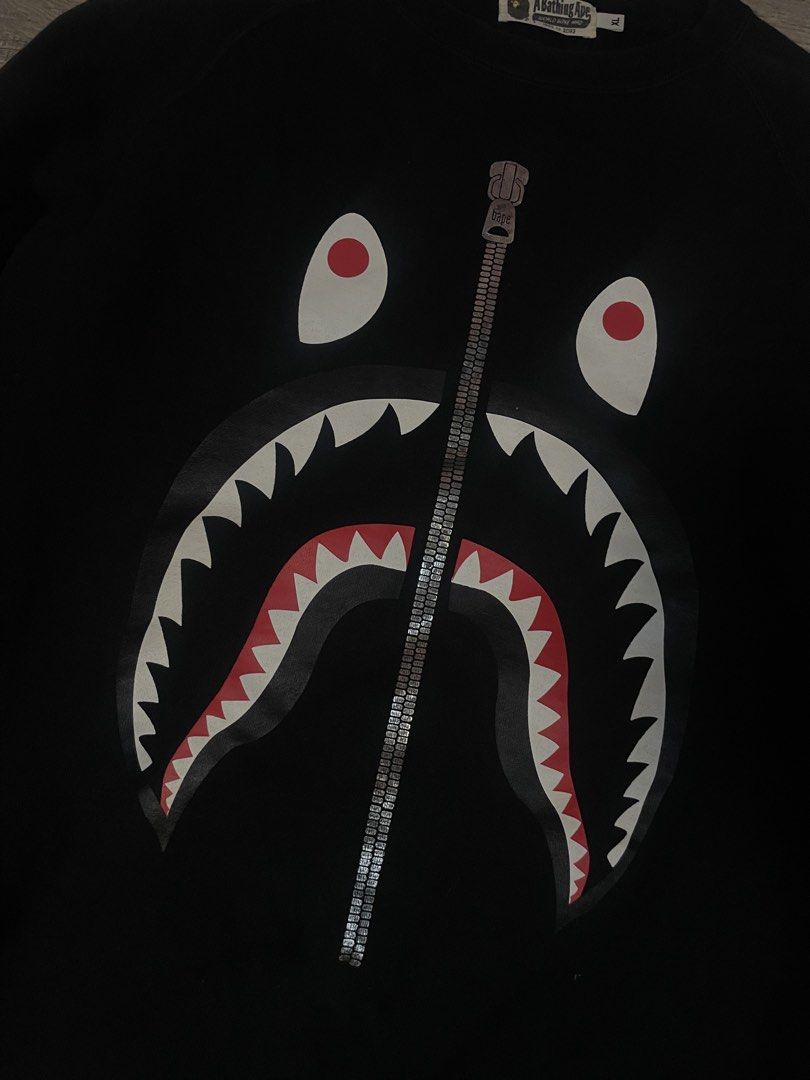 BAPE Shark Full Zip Sweatshirt Black XL (Category: Coats, Jackets and Outerwear) located in Manila. Submitted by yourfavoriteplug (Listing ID 1428587277, Image 2). Description: Bake shark crewneck no issue excellent carpet wgm .