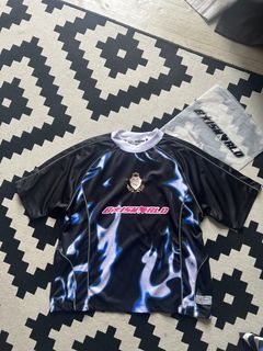 (Category: ) located in . Submitted by thriftwithdinz (Listing ID 1428501143, Image 1). Description: .