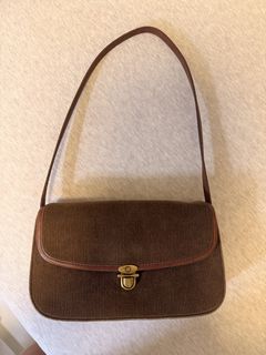 （分類：）位於 。 由 thebeetlesyay 提交（商品編號 1428528577，圖片 1）。簡介： 。