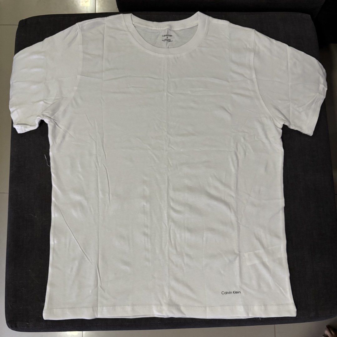 Calvin Klein 3-Pack Crew Neck T-Shirts (Category: Tshirts & Polo Shirts ) located in Cavite. Submitted by Cheapips (Listing ID 1428502163, Image 3). Description: CALVIN KLEIN 3's WHITE CREW NECK TSHIRT 💯 Original Medium size Sold per set ₱1050 Sold per pc ₱366.
