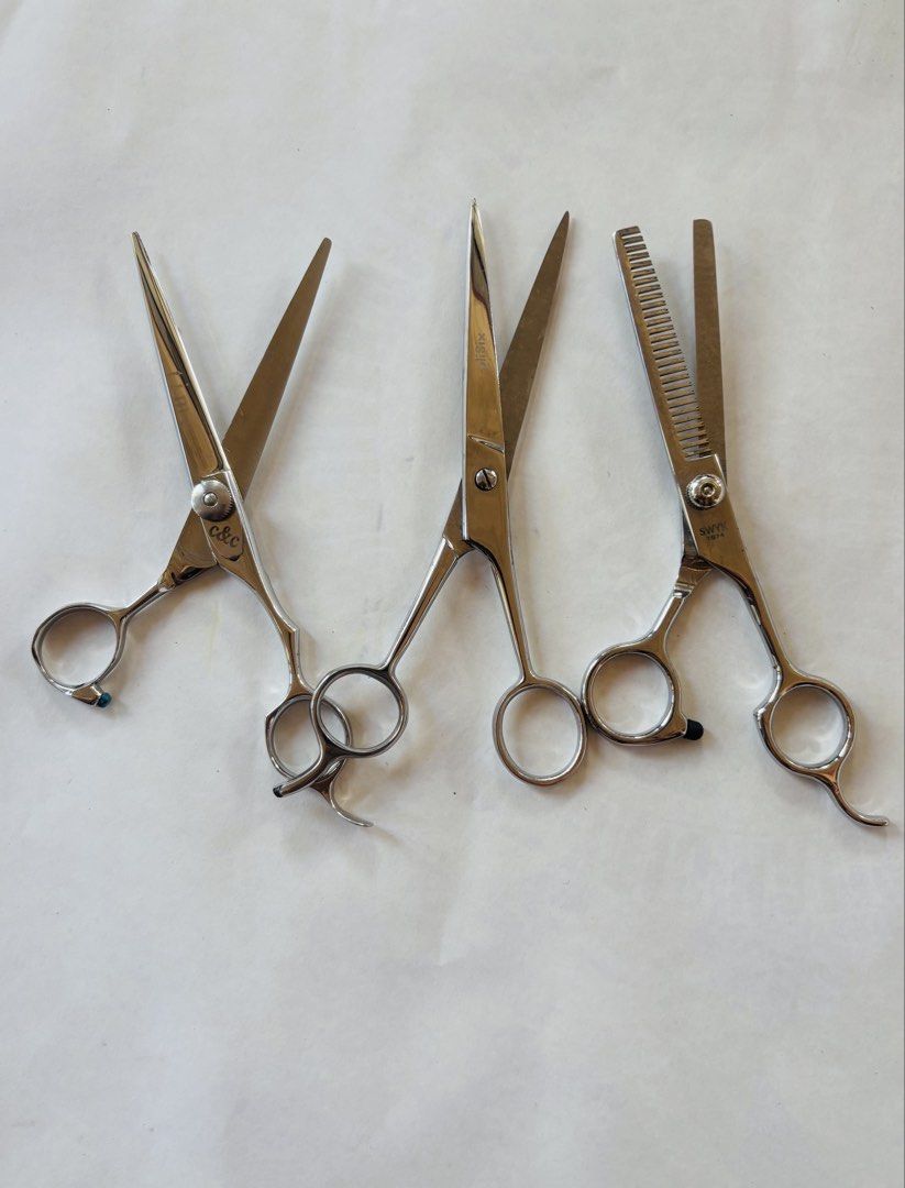 C&C Hair Cutting Scissors Set (Category: Hair) located in Dapitan. Submitted by clarisasan19348 (Listing ID 1428499571, Image 1). Description: 3pcs.