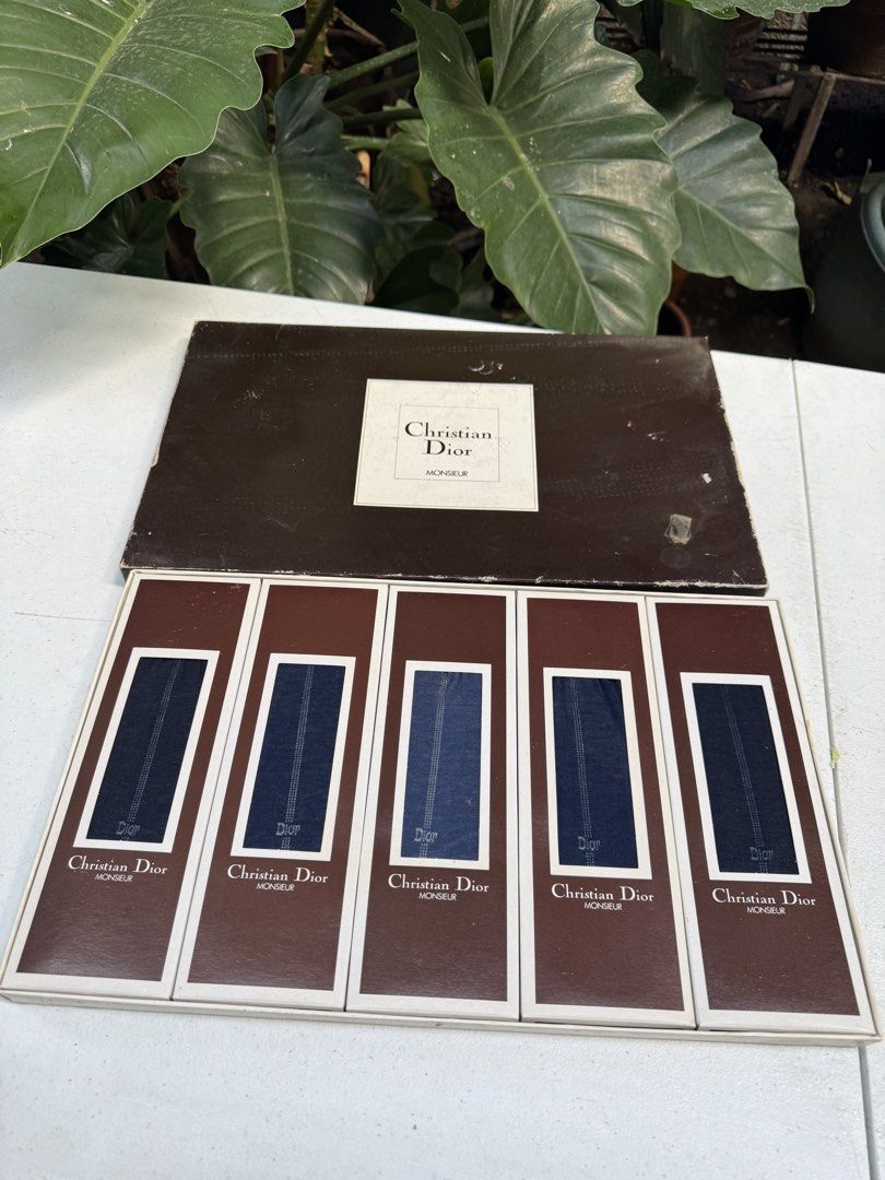 Christian Dior socks (Category: Socks) located in Davao. Submitted by parteawares2 (Listing ID 1428447688, Image 1). Description: Five pairs of socks Christian Dior .