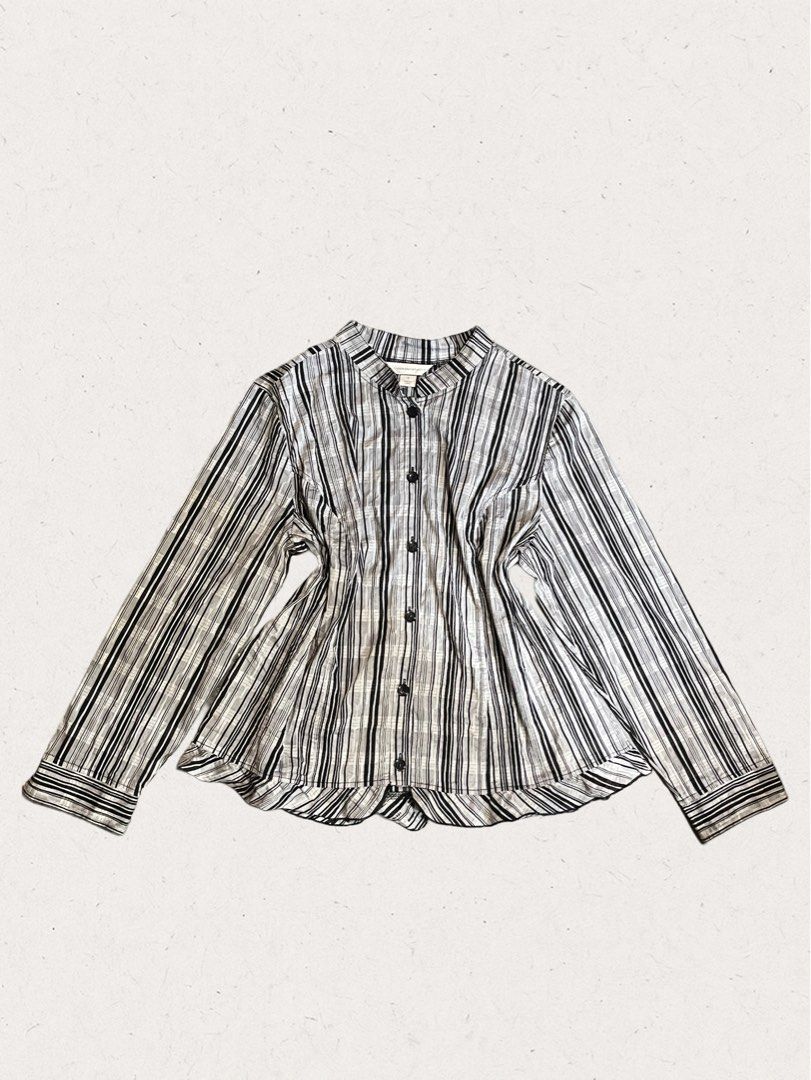 Christopher & Banks Striped Blouse XL (Category: Blouses) located in Taguig. Submitted by lilithryft (Listing ID 1428547281, Image 1). Description: Christopher & Banks blouse size XL ₱149 ONLY.