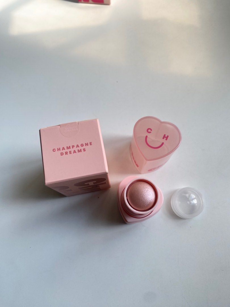 chuchu beauty jelly highlighter (Category: Makeup) located in Mandaluyong City. Submitted by StacesCloset (Listing ID 1428502519, Image 2). Description: used once to swatch only! loc: mandaluyong.